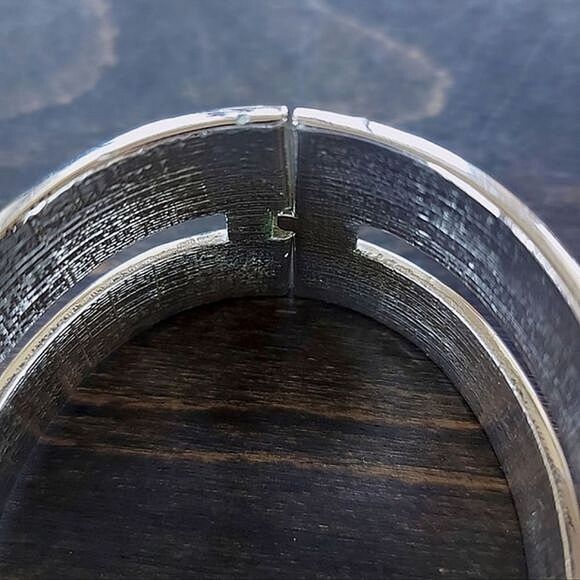 Silver tone wide cutout hinged cuff - Picture 10 of 11